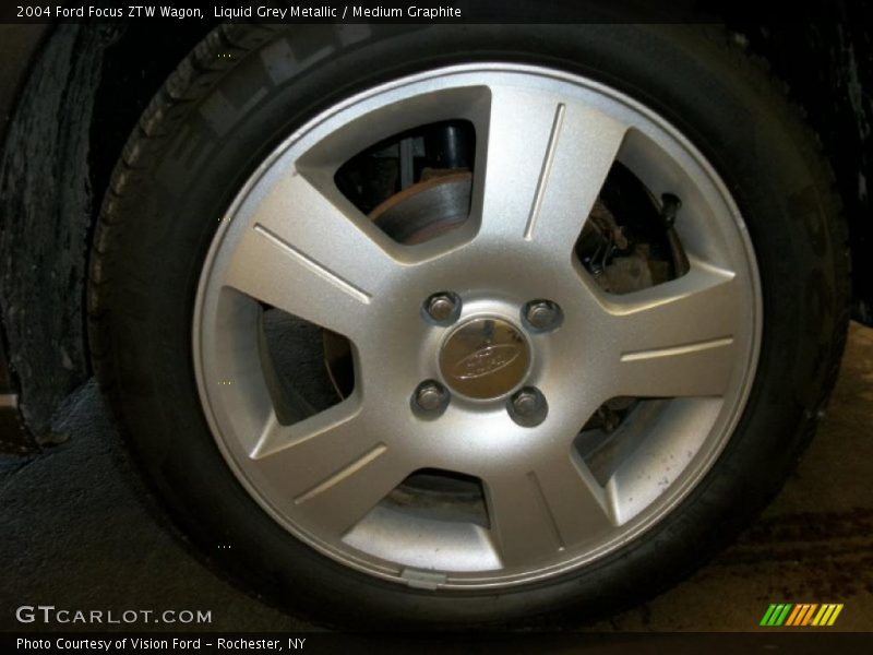 Liquid Grey Metallic / Medium Graphite 2004 Ford Focus ZTW Wagon