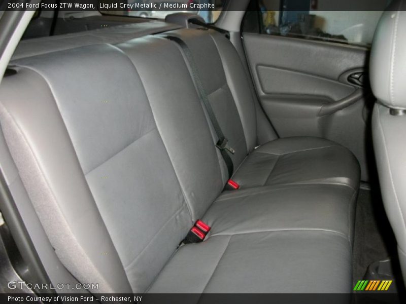 Liquid Grey Metallic / Medium Graphite 2004 Ford Focus ZTW Wagon