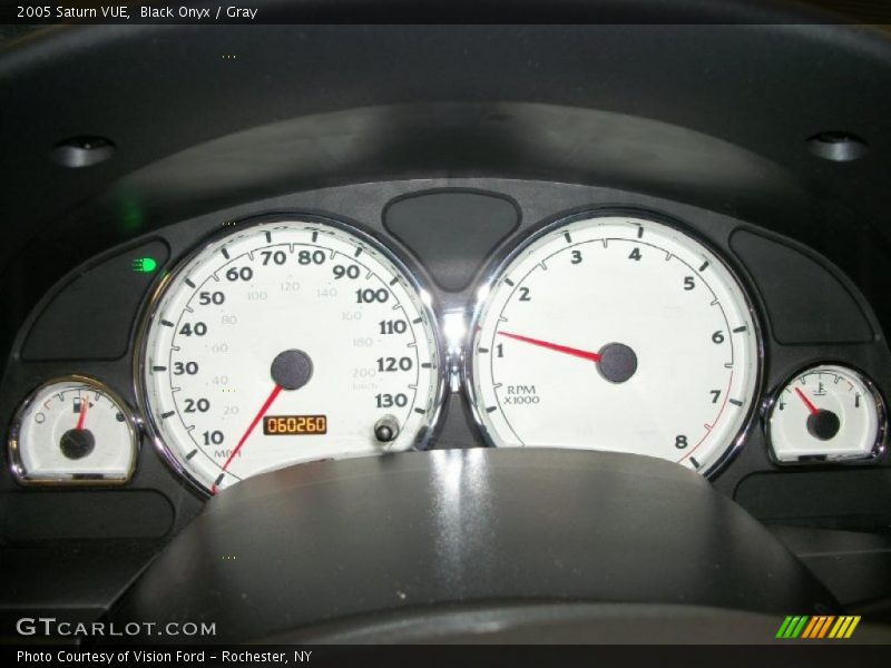 Black Onyx / Gray 2005 Saturn VUE