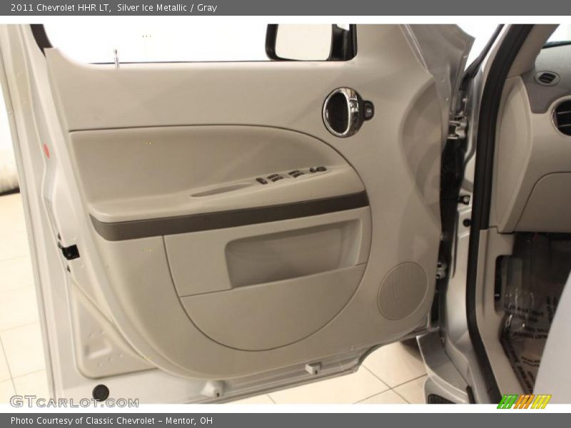 Silver Ice Metallic / Gray 2011 Chevrolet HHR LT