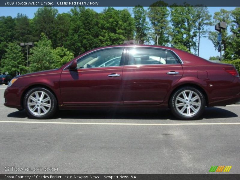 Cassis Red Pearl / Ivory 2009 Toyota Avalon Limited