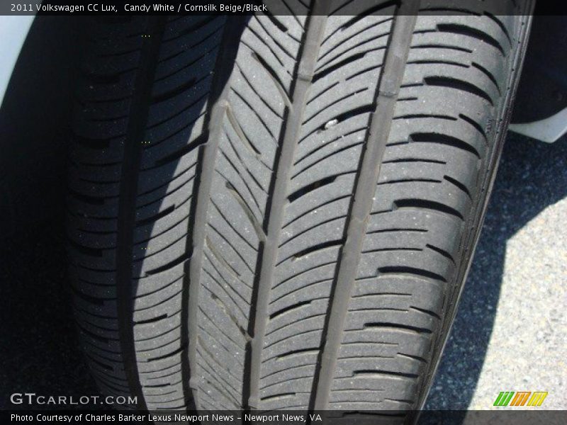Candy White / Cornsilk Beige/Black 2011 Volkswagen CC Lux