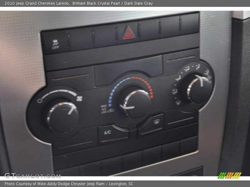 Brilliant Black Crystal Pearl / Dark Slate Gray 2010 Jeep Grand Cherokee Laredo