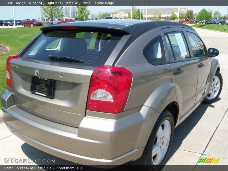 Light Khaki Metallic / Pastel Pebble Beige 2008 Dodge Caliber SE
