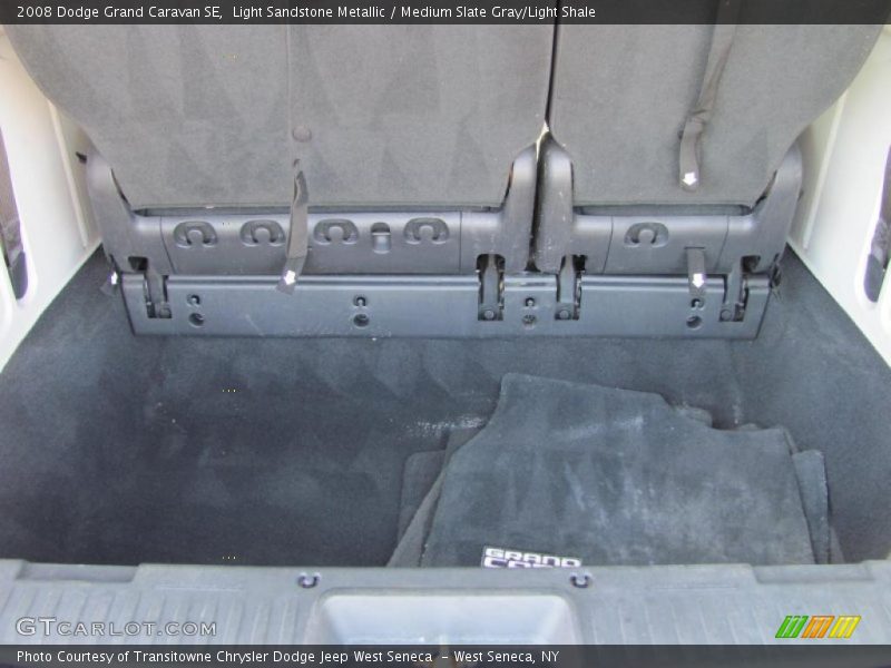 Light Sandstone Metallic / Medium Slate Gray/Light Shale 2008 Dodge Grand Caravan SE