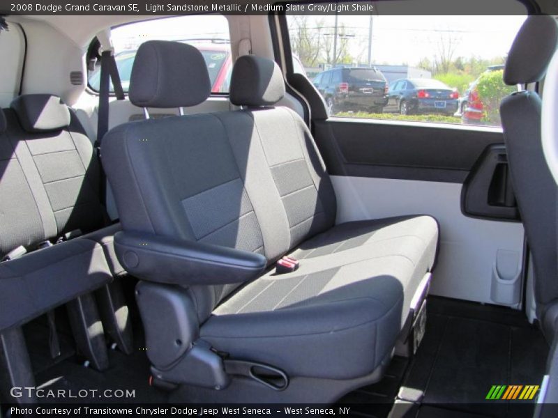 Light Sandstone Metallic / Medium Slate Gray/Light Shale 2008 Dodge Grand Caravan SE