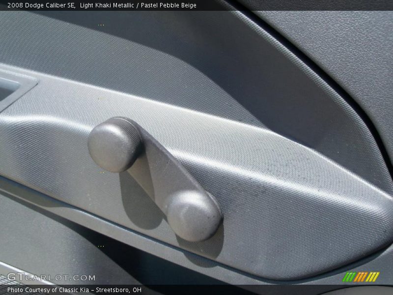 Light Khaki Metallic / Pastel Pebble Beige 2008 Dodge Caliber SE