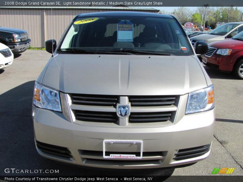 Light Sandstone Metallic / Medium Slate Gray/Light Shale 2008 Dodge Grand Caravan SE