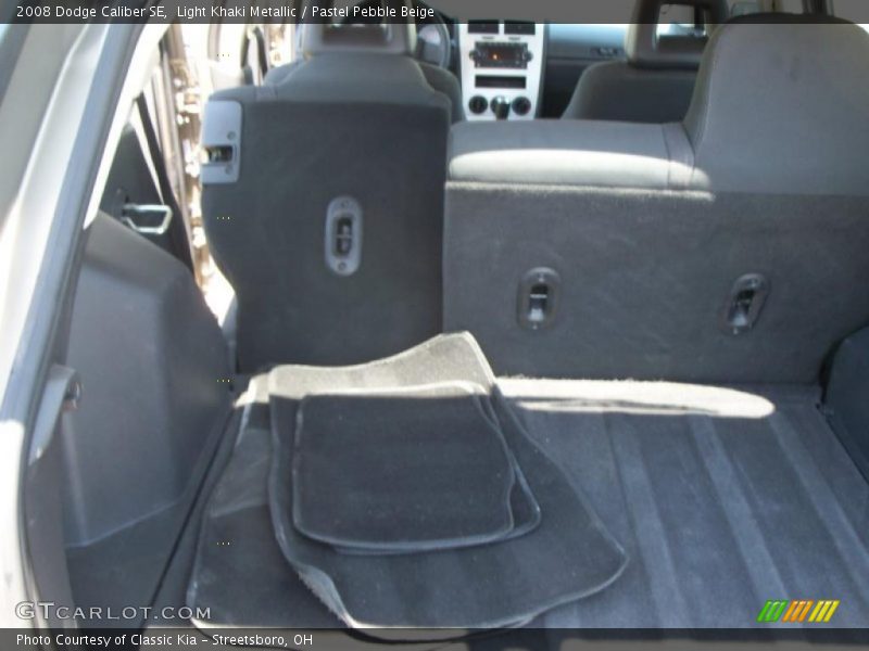 Light Khaki Metallic / Pastel Pebble Beige 2008 Dodge Caliber SE
