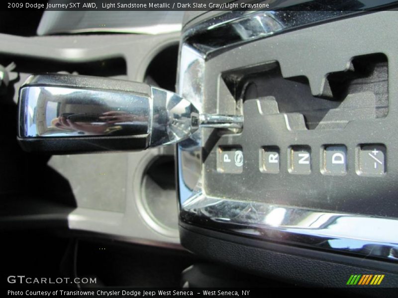 Light Sandstone Metallic / Dark Slate Gray/Light Graystone 2009 Dodge Journey SXT AWD