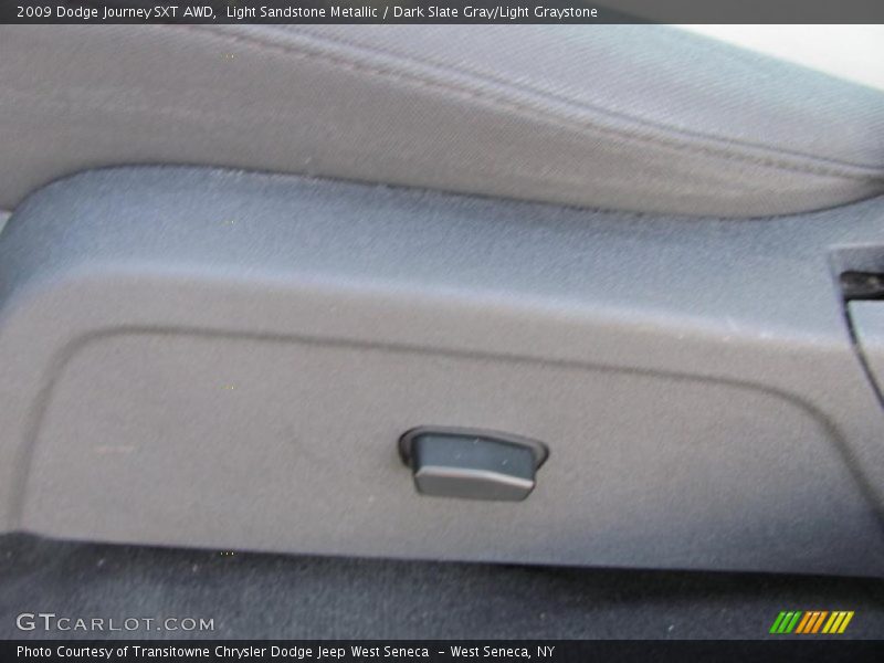 Light Sandstone Metallic / Dark Slate Gray/Light Graystone 2009 Dodge Journey SXT AWD