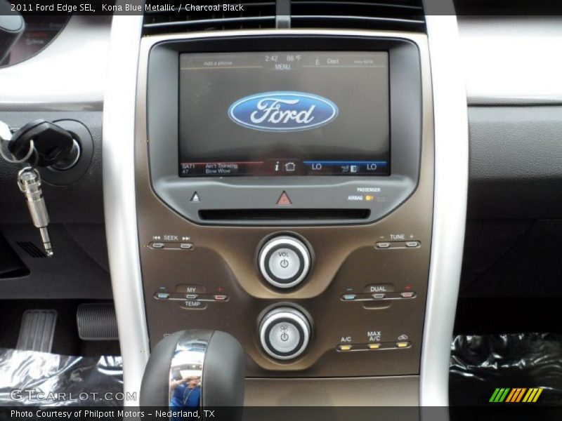 Controls of 2011 Edge SEL