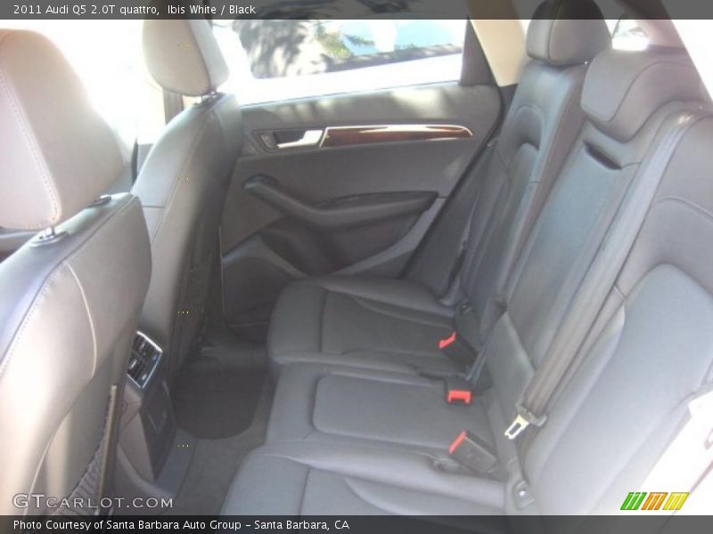 Ibis White / Black 2011 Audi Q5 2.0T quattro