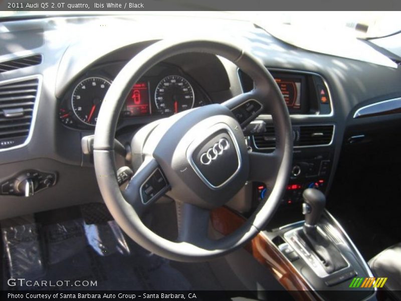 Ibis White / Black 2011 Audi Q5 2.0T quattro