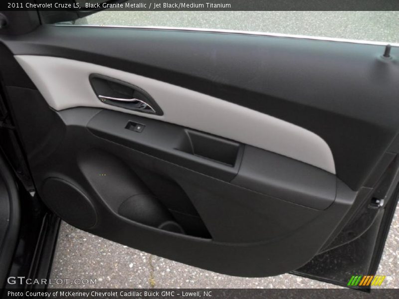 Black Granite Metallic / Jet Black/Medium Titanium 2011 Chevrolet Cruze LS