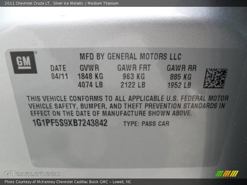 Silver Ice Metallic / Medium Titanium 2011 Chevrolet Cruze LT