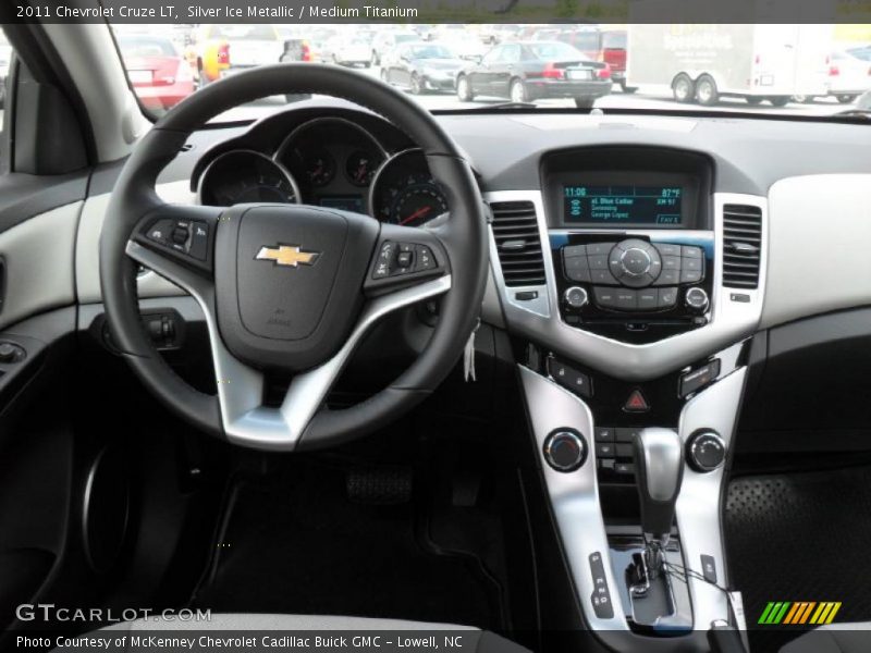 Silver Ice Metallic / Medium Titanium 2011 Chevrolet Cruze LT