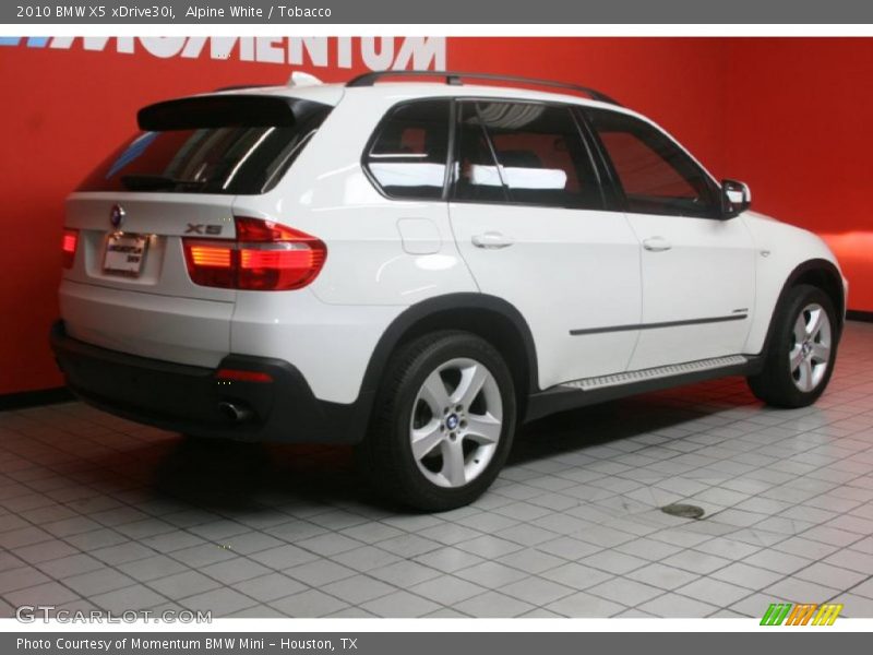 Alpine White / Tobacco 2010 BMW X5 xDrive30i