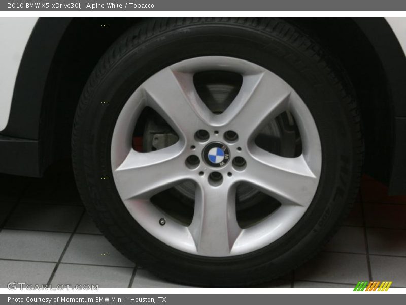Alpine White / Tobacco 2010 BMW X5 xDrive30i