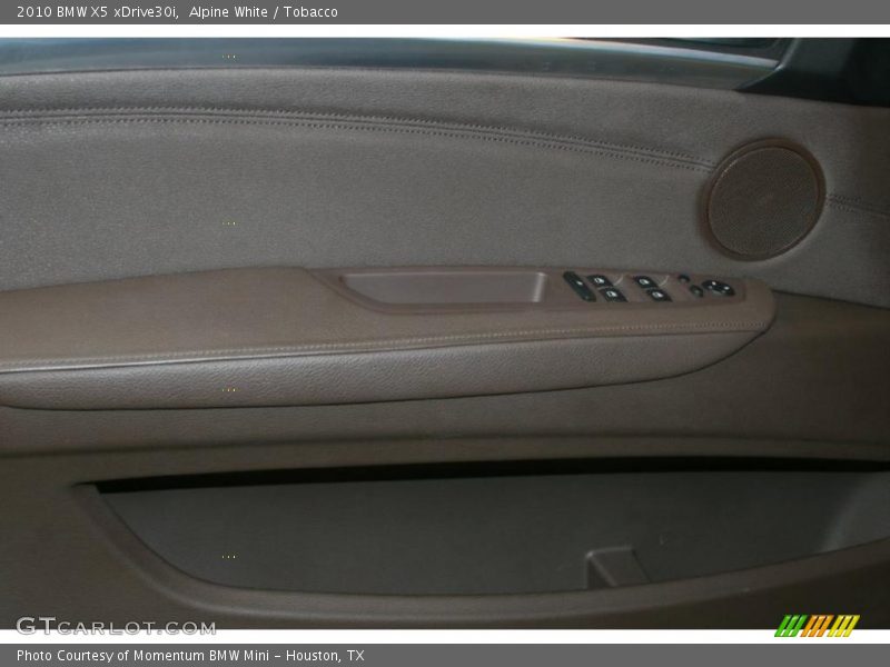 Alpine White / Tobacco 2010 BMW X5 xDrive30i
