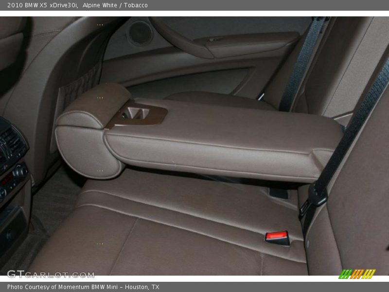 Alpine White / Tobacco 2010 BMW X5 xDrive30i