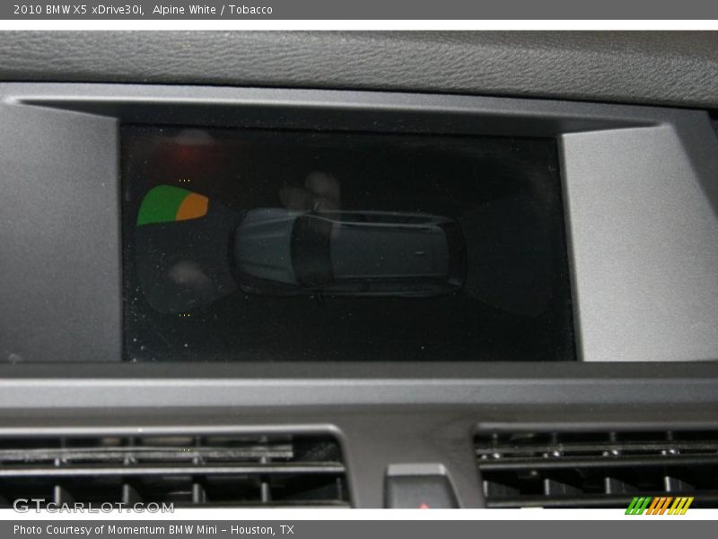 Alpine White / Tobacco 2010 BMW X5 xDrive30i