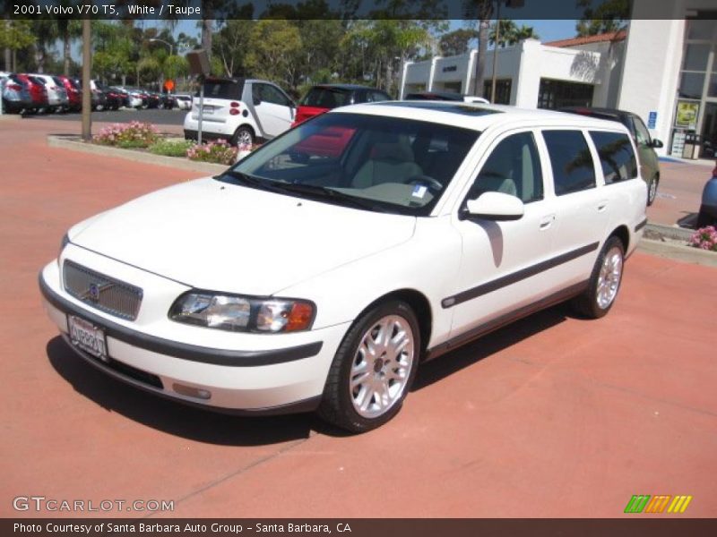 White / Taupe 2001 Volvo V70 T5
