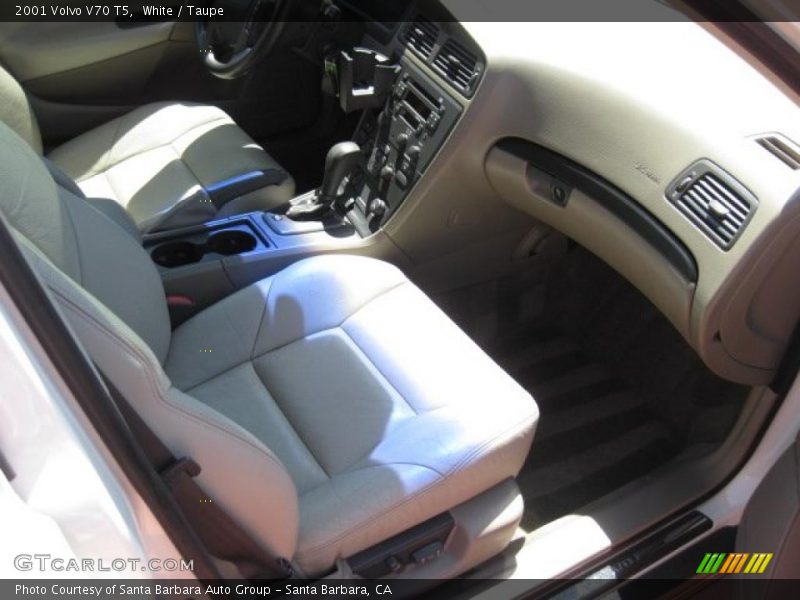 White / Taupe 2001 Volvo V70 T5