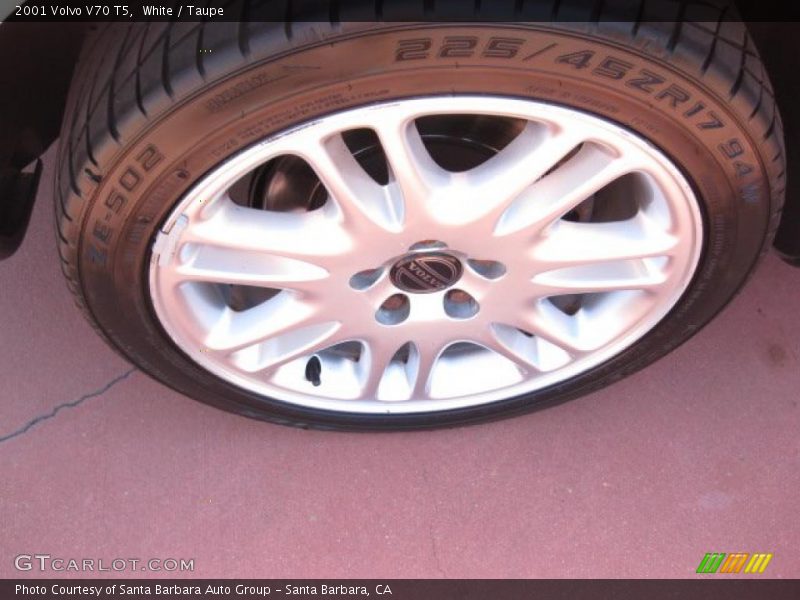White / Taupe 2001 Volvo V70 T5