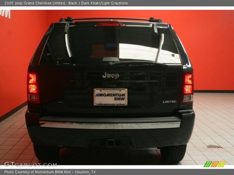 Black / Dark Khaki/Light Graystone 2005 Jeep Grand Cherokee Limited