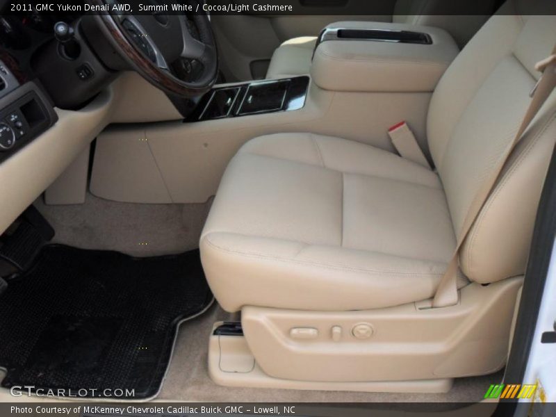 Summit White / Cocoa/Light Cashmere 2011 GMC Yukon Denali AWD