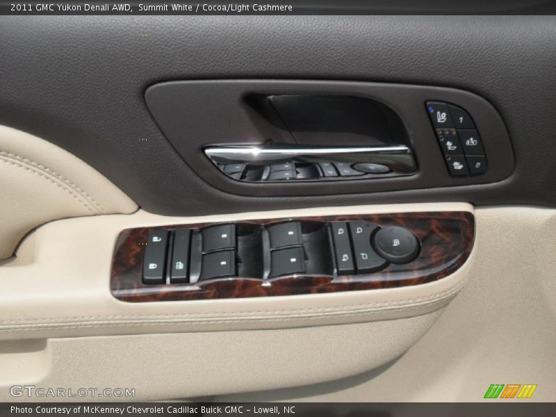 Summit White / Cocoa/Light Cashmere 2011 GMC Yukon Denali AWD