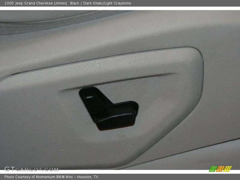 Black / Dark Khaki/Light Graystone 2005 Jeep Grand Cherokee Limited