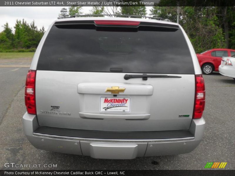 Sheer Silver Metallic / Light Titanium/Dark Titanium 2011 Chevrolet Suburban LTZ 4x4
