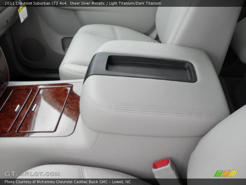 Sheer Silver Metallic / Light Titanium/Dark Titanium 2011 Chevrolet Suburban LTZ 4x4