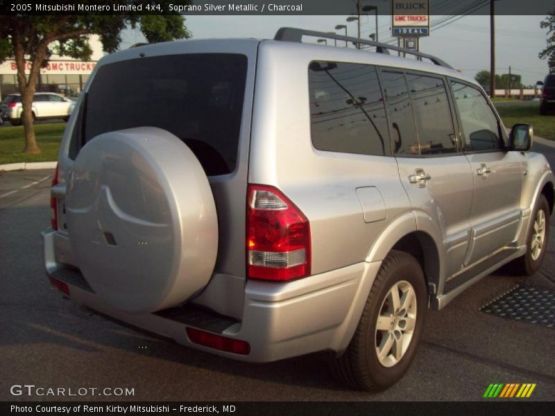Soprano Silver Metallic / Charcoal 2005 Mitsubishi Montero Limited 4x4