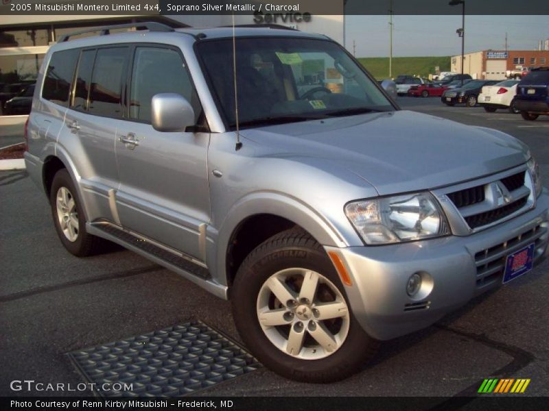 Soprano Silver Metallic / Charcoal 2005 Mitsubishi Montero Limited 4x4