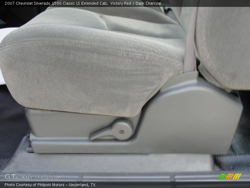 Victory Red / Dark Charcoal 2007 Chevrolet Silverado 1500 Classic LS Extended Cab