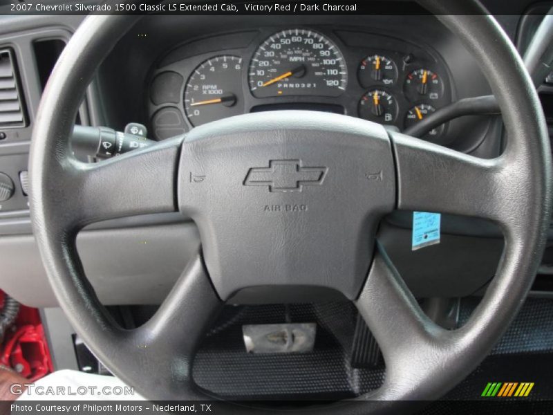 Victory Red / Dark Charcoal 2007 Chevrolet Silverado 1500 Classic LS Extended Cab