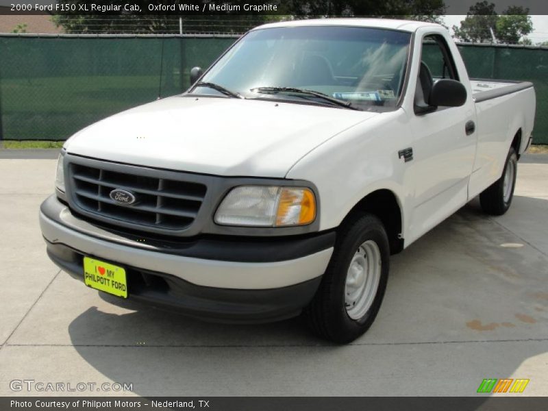Oxford White / Medium Graphite 2000 Ford F150 XL Regular Cab