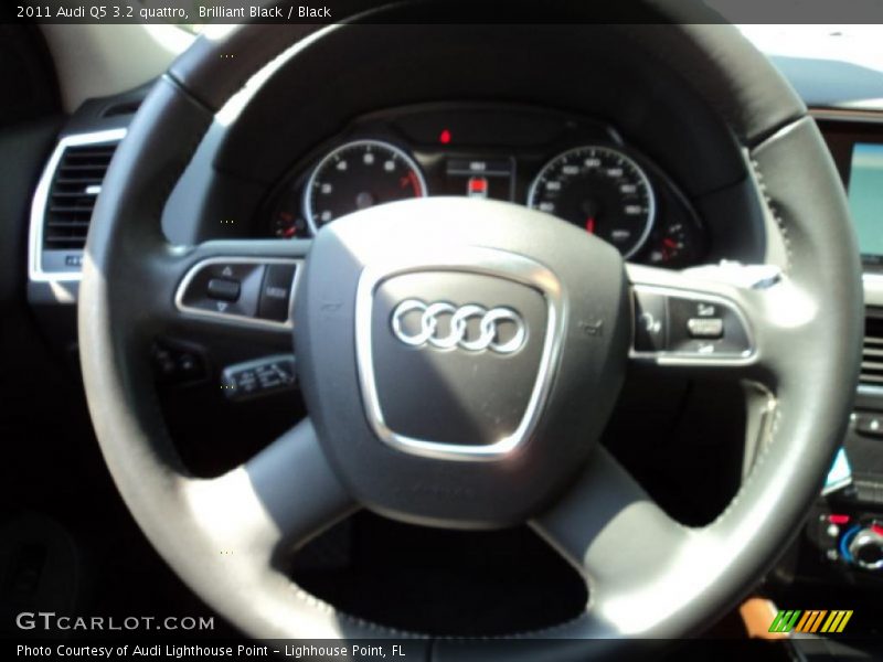 Brilliant Black / Black 2011 Audi Q5 3.2 quattro