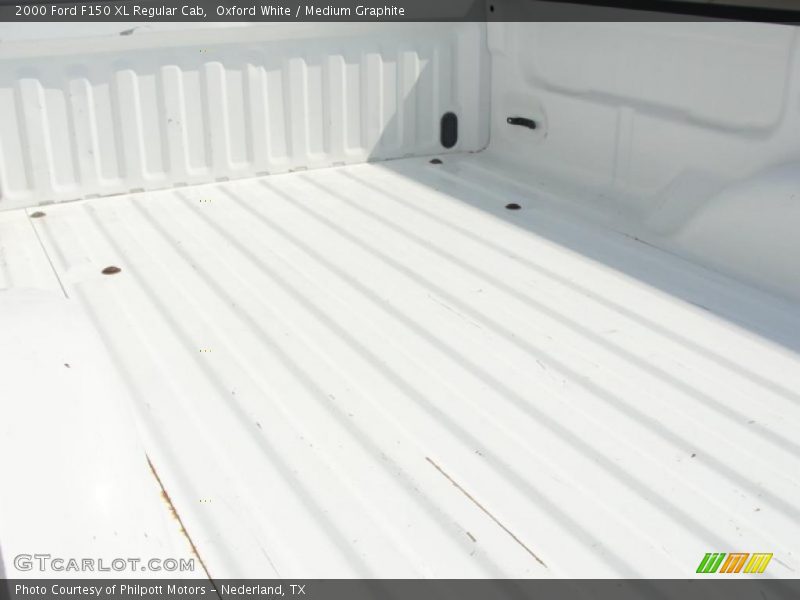 Oxford White / Medium Graphite 2000 Ford F150 XL Regular Cab