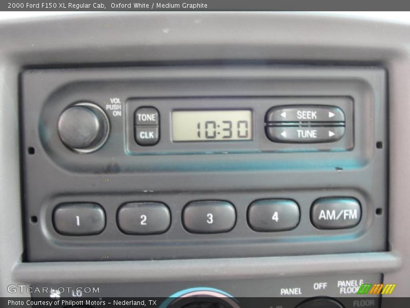 Controls of 2000 F150 XL Regular Cab