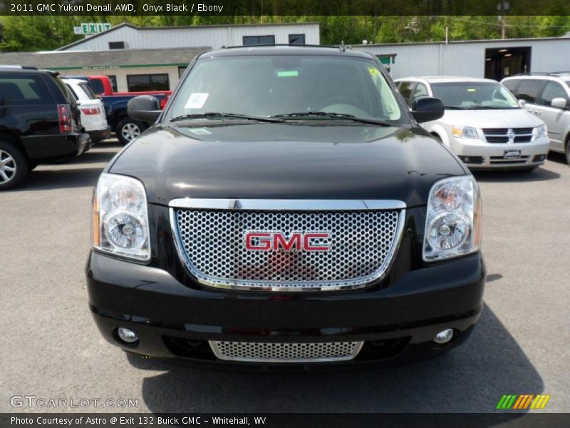 Onyx Black / Ebony 2011 GMC Yukon Denali AWD