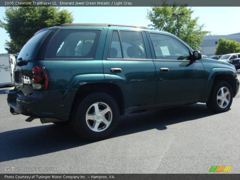 Emerald Jewel Green Metallic / Light Gray 2005 Chevrolet TrailBlazer LS