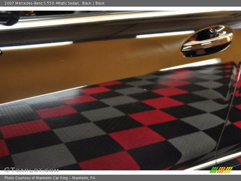 Black / Black 2007 Mercedes-Benz S 550 4Matic Sedan