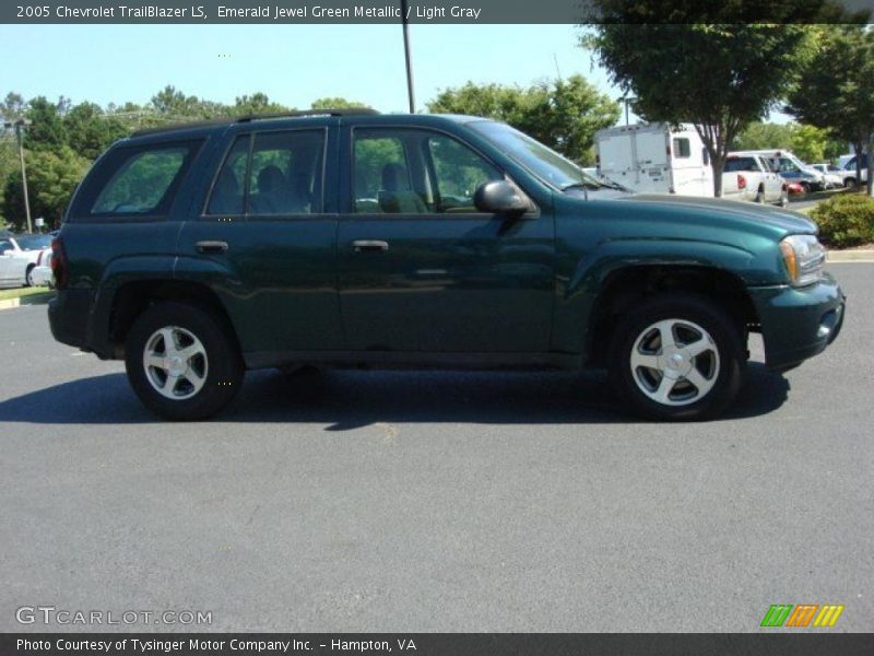 Emerald Jewel Green Metallic / Light Gray 2005 Chevrolet TrailBlazer LS