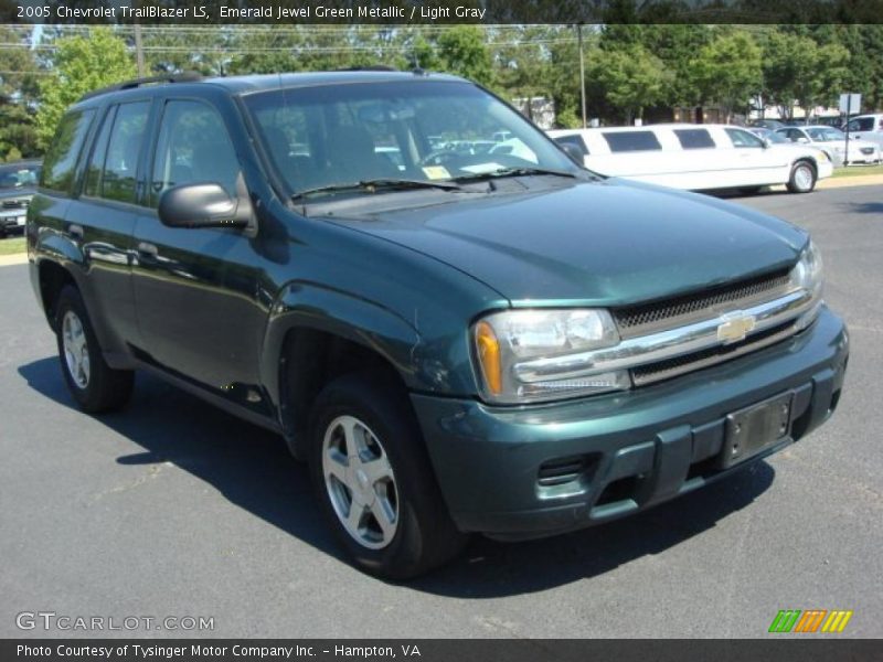 Emerald Jewel Green Metallic / Light Gray 2005 Chevrolet TrailBlazer LS