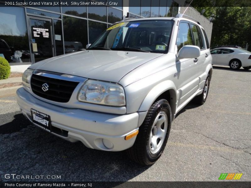 Silky Silver Metallic / Gray 2001 Suzuki Grand Vitara JLX 4x4