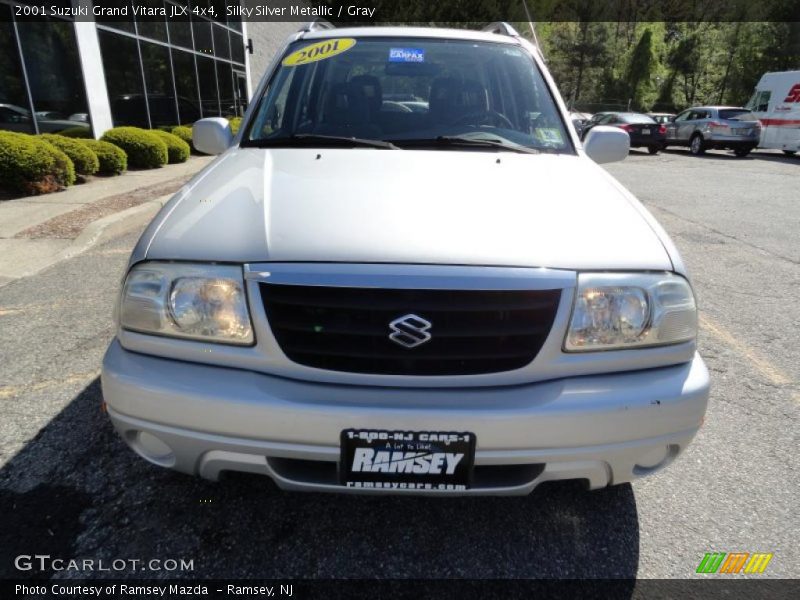 Silky Silver Metallic / Gray 2001 Suzuki Grand Vitara JLX 4x4